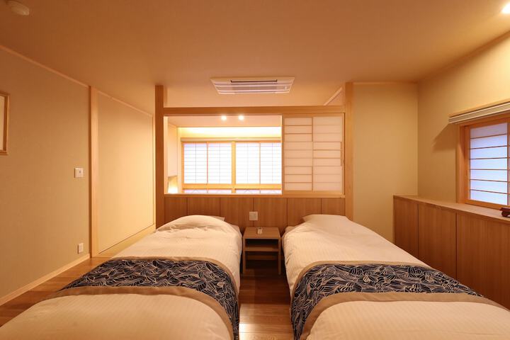 Room 21 of 79