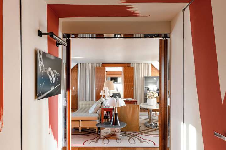 Room 116 of 261