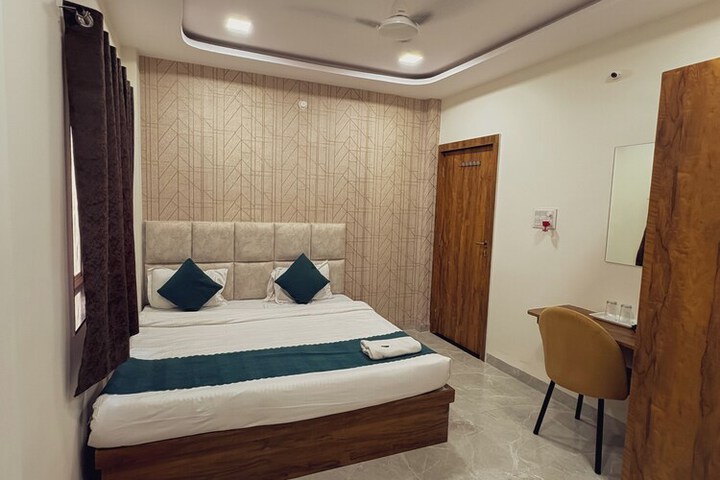 Room 26 of 55