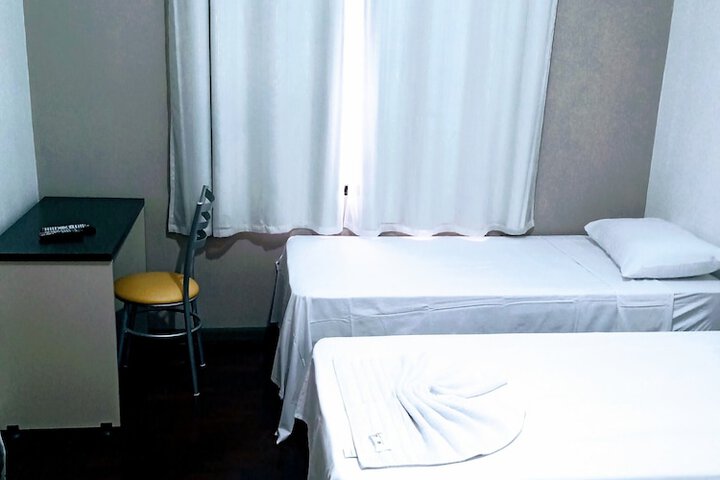 Room 12 of 29