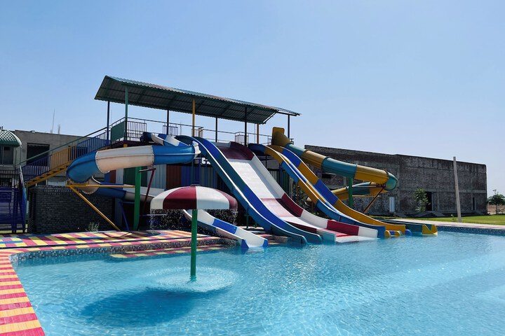 Pool 8 of 11