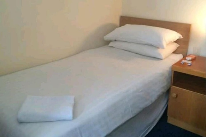 Room 5 of 20
