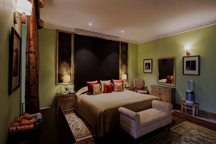 Room 21 of 91