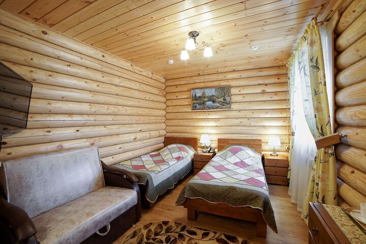 Room 16 of 24