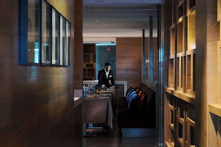 Dining 66 of 100