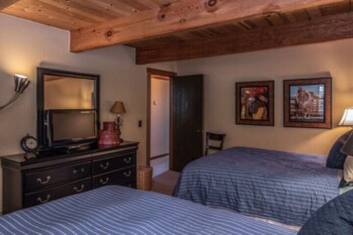 Room 26 of 28