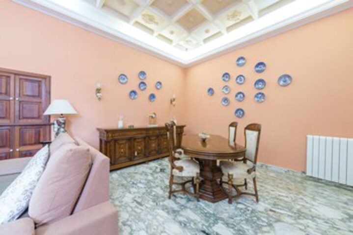Room 21 of 24