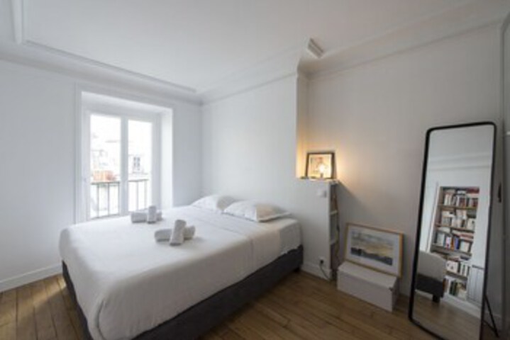 Room 16 of 18