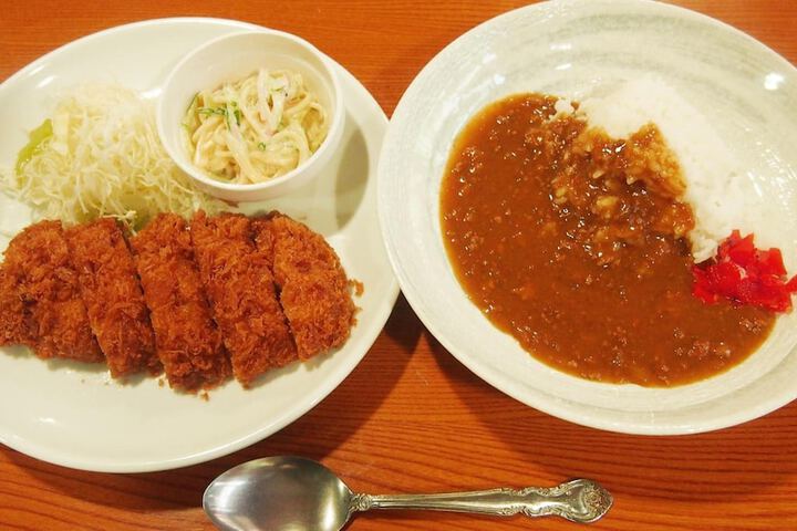 Dining 18 of 29