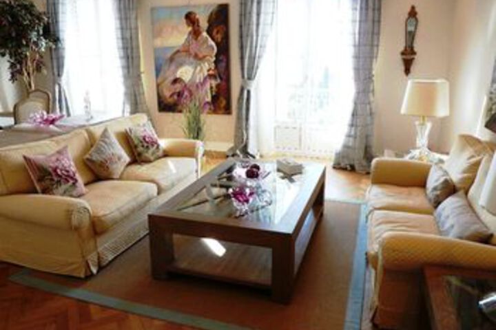 Room 21 of 26
