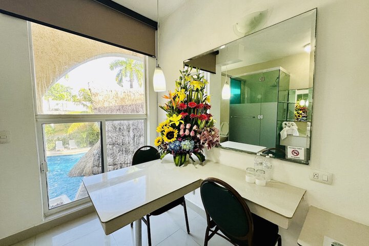 Room 15 of 68