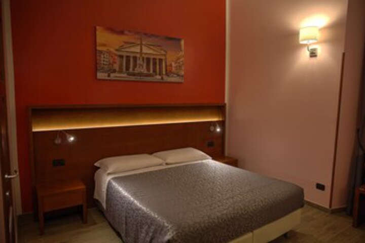Room 19 of 37