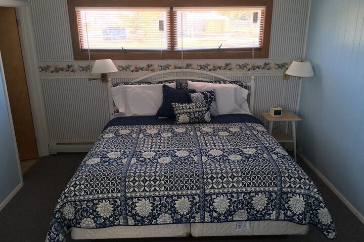 Room 8 of 55
