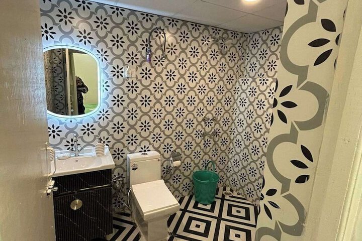 Room 36 of 67