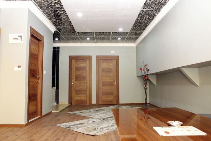 Room 19 of 108