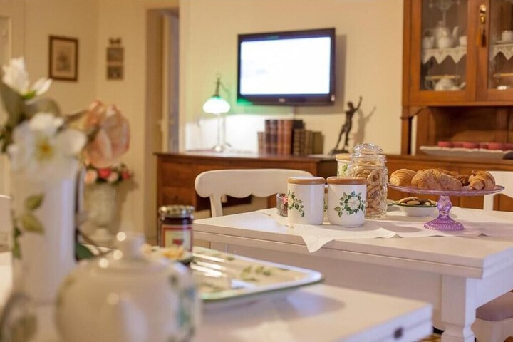 Dining Photos