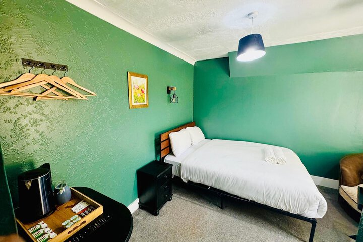 Room 30 of 74