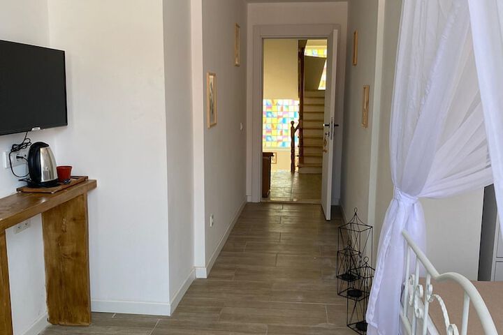 Room 70 of 184