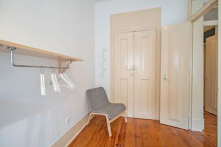 Room 167 of 263