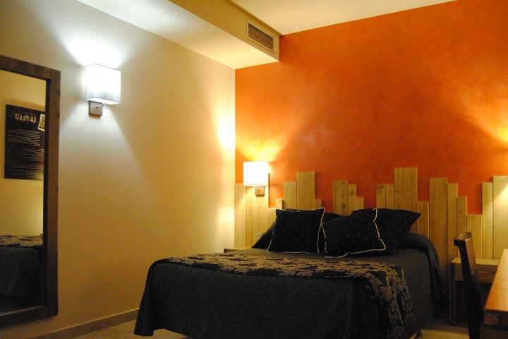 Room 19 of 76