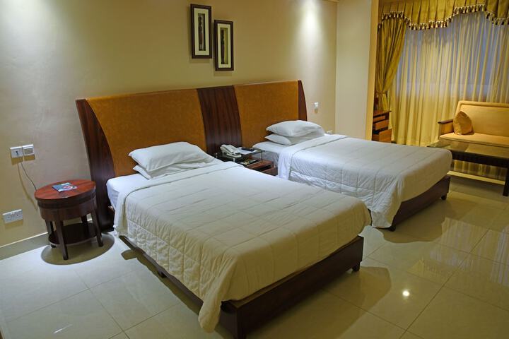 Room 7 of 53