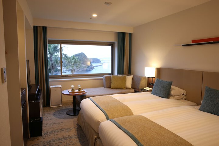 Room 14 of 79