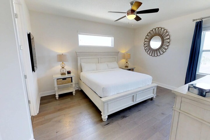 Room 42 of 56