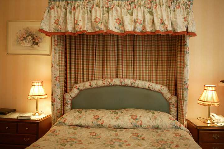 Room 5 of 46