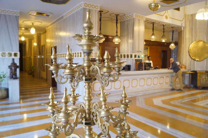 Guest Lobby