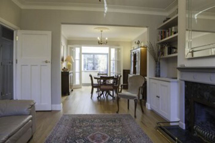 Room 6 of 20