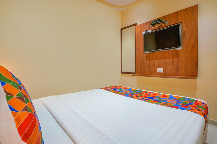 Room 22 of 34