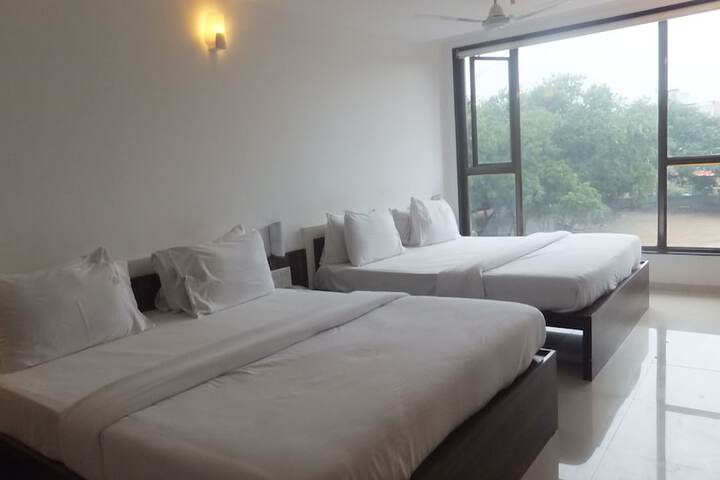 Room 17 of 58