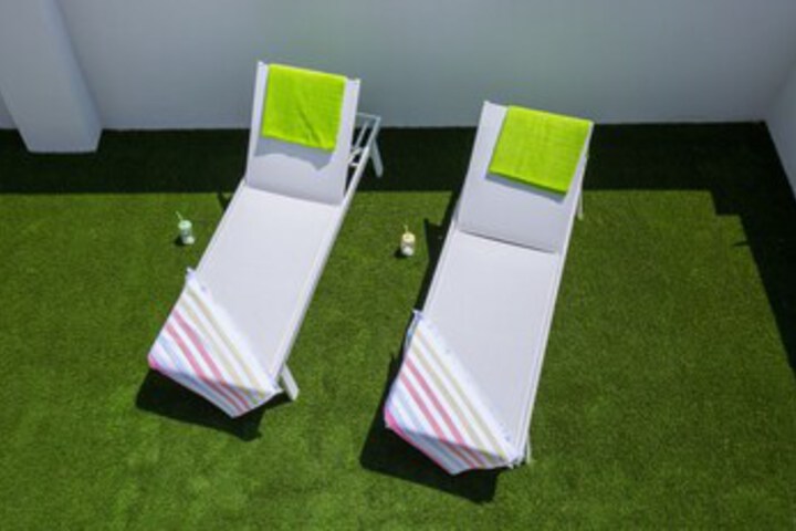 Sundeck 38 of 41