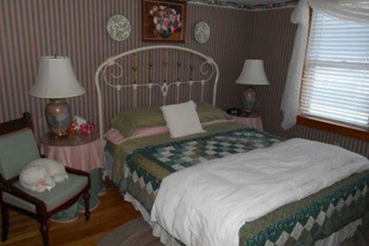 Room 50 of 94