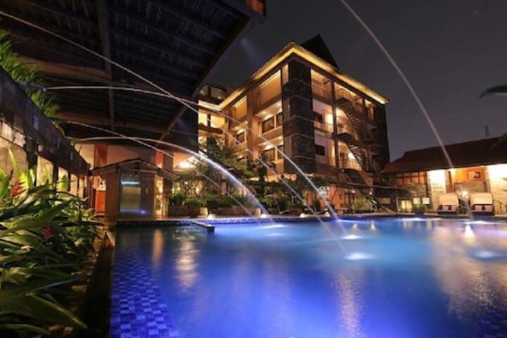 Pool Photo