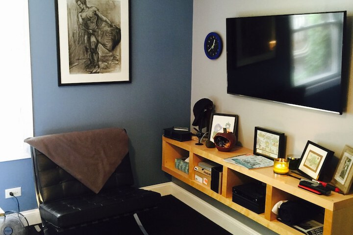 Room 28 of 114