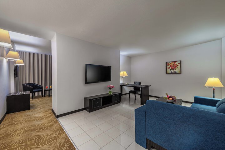 Room 17 of 35