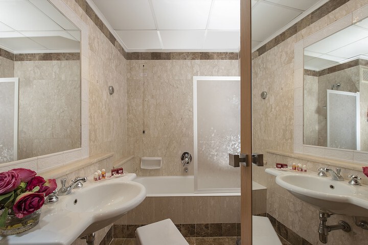 Bathroom Interior Photo