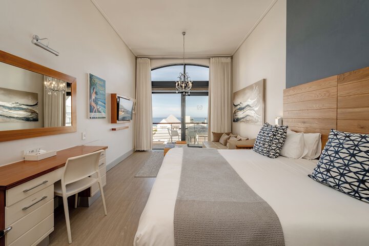 Room 65 of 231