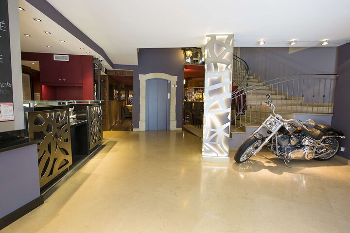 Lobby Entry
