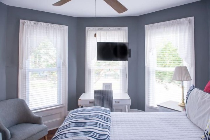 Room 18 of 64