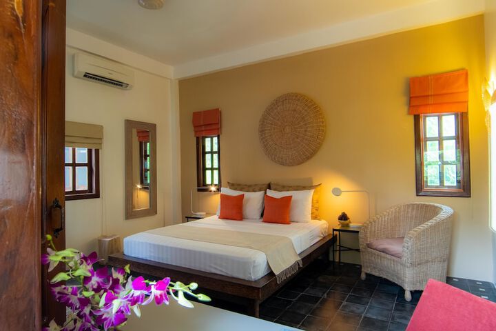 Room 48 of 158