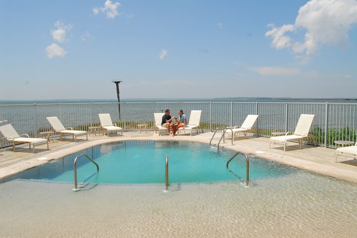 Pool image of The Edge at Fagers Island