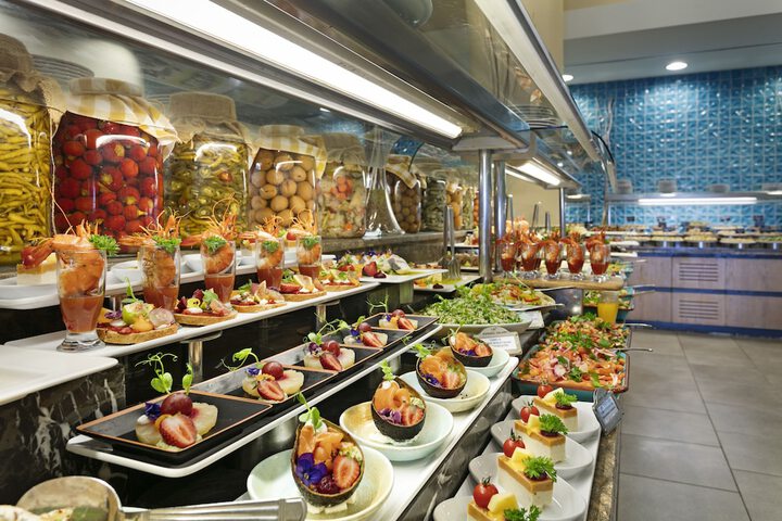 Dining 104 of 164