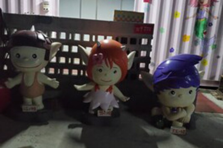 Room 6 of 30