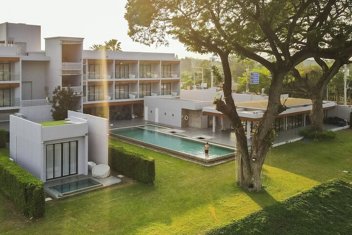Hotel 15 of 16