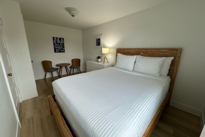 Room 46 of 155