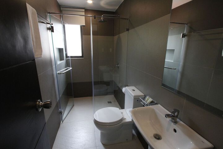 Room 12 of 17