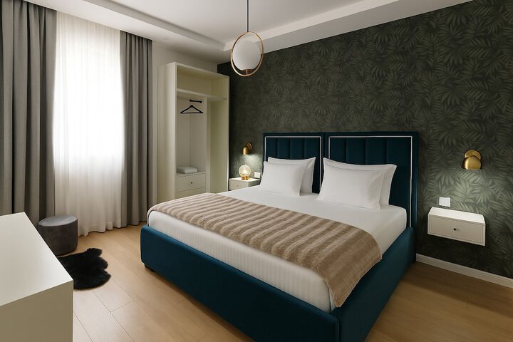 Room 14 of 46