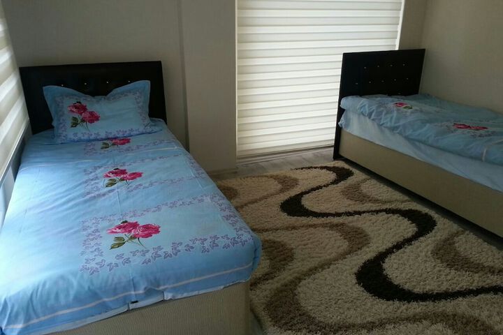 Room 6 of 20